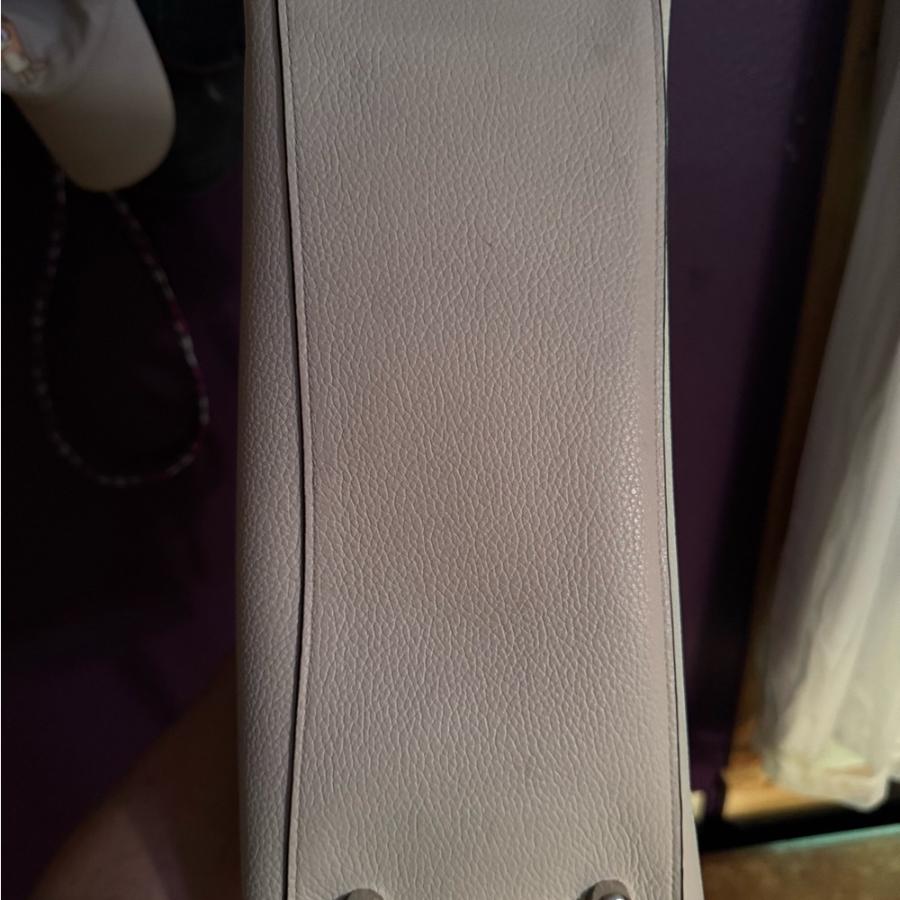Coach Cream Leather Tote Bag - Picture 3 of 5